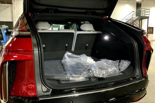 2026 Cadillac LYRIQ Premium Luxury