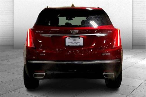 2025 Cadillac XT5 Sport