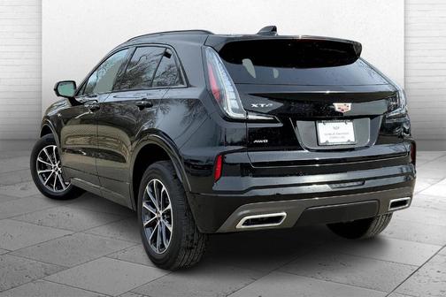 2025 Cadillac XT4 Sport