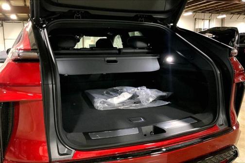 2026 Cadillac LYRIQ V Premium