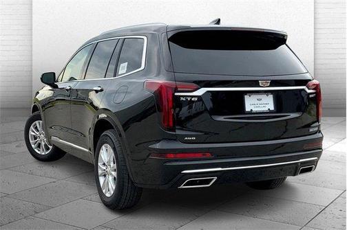 2025 Cadillac XT6 Luxury AWD