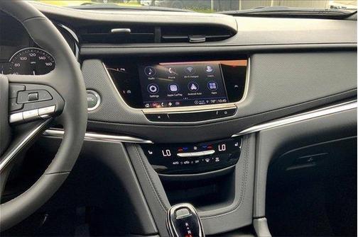 2025 Cadillac XT6 Luxury AWD