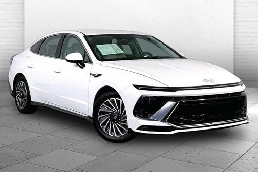 White 2025 Hyundai SONATA Hybrid SEL