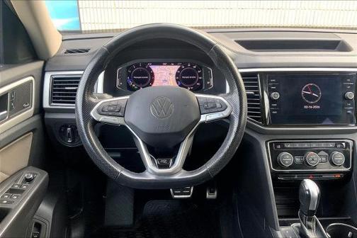 2023 Volkswagen Atlas 3.6L SEL Premium R-Line