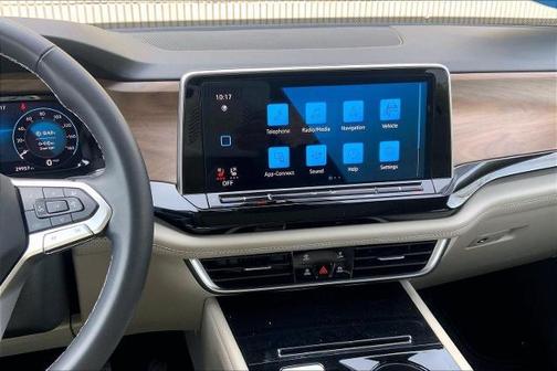 2024 Volkswagen Atlas 2.0T SE