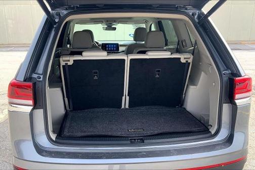 2024 Volkswagen Atlas 2.0T SE