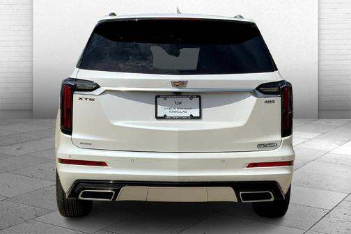 2025 Cadillac XT6 Sport AWD