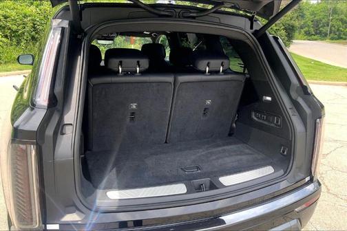 Stellar Black Metallic 2026 Cadillac VISTIQ Sport