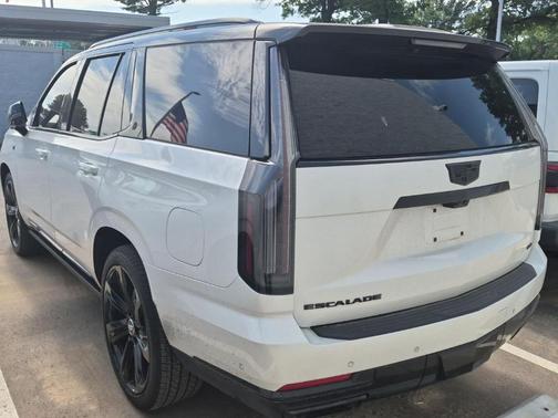 Crystal White Tri-Coat 2025 Cadillac Escalade Sport