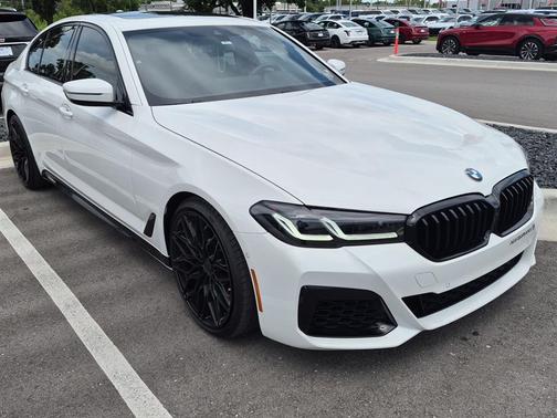 Alpine White 2023 BMW M550 i xDrive