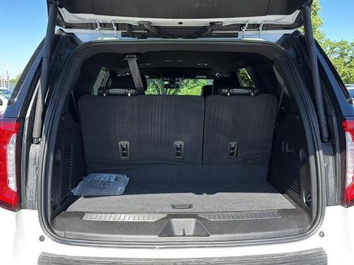 Summit White 2022 GMC Yukon Denali