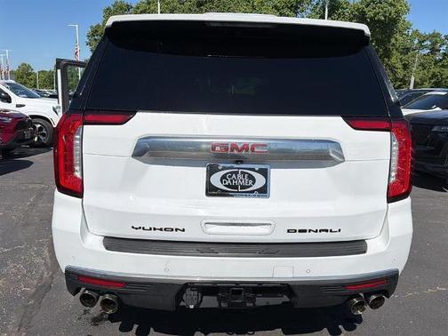 Summit White 2022 GMC Yukon Denali