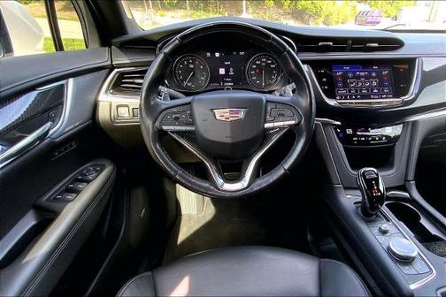 Crystal White Tri-Coat 2023 Cadillac XT6 Sport AWD