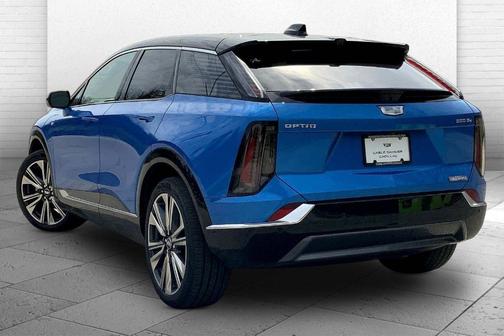 Coastal Blue Metallic 2026 Cadillac OPTIQ Premium Luxury