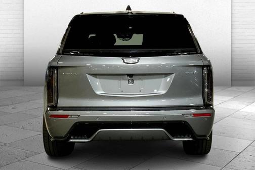 2026 Cadillac VISTIQ Platinum