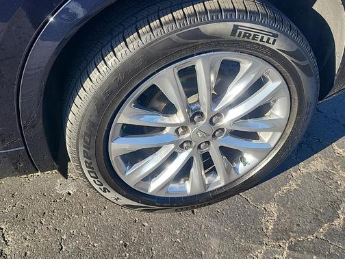 Dark Moon Blue Metallic 2022 Cadillac XT6 Premium Luxury AWD