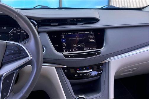 2023 Cadillac XT5 Premium Luxury