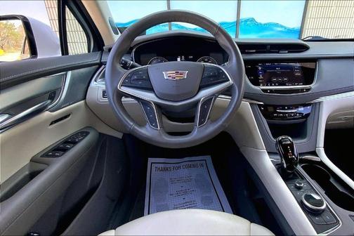 2023 Cadillac XT5 Premium Luxury