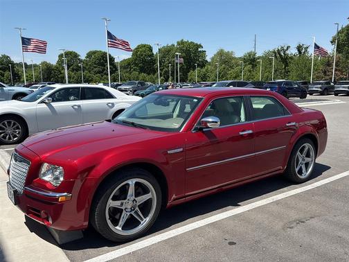 Inferno Red Crystal Pearl 2009 Chrysler 300C Hemi