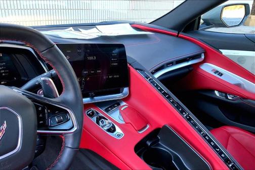 2023 Chevrolet Corvette Stingray w/2LT