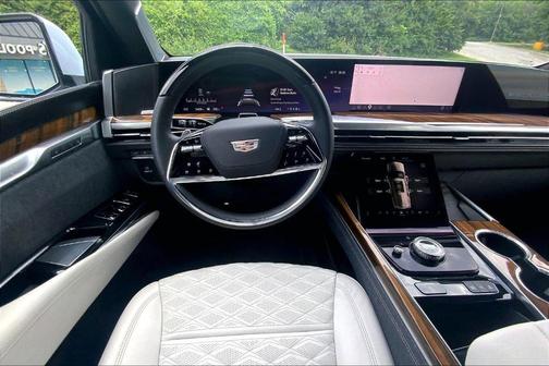 Vibrant White 2026 Cadillac Escalade 4WD Platinum Sport