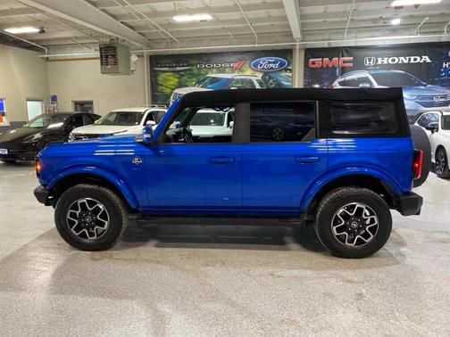 2023 Ford Bronco Outer Banks