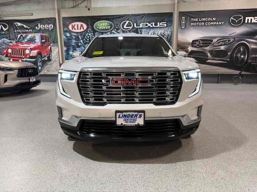 2024 GMC Acadia Denali