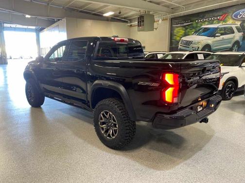 Black 2026 Chevrolet Colorado ZR2