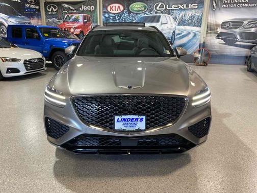 Savile Silver 2023 Genesis GV70 2.5T