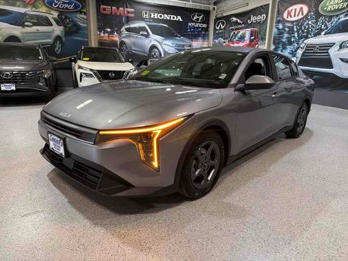 2025 Kia K4 