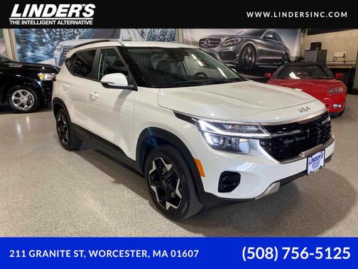 Snow White Pearl 2025 Kia Seltos S