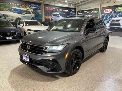 2024 Volkswagen Tiguan 2.0T SE R-Line Black