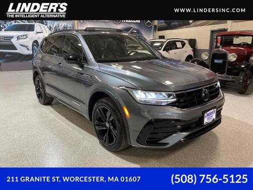 2024 Volkswagen Tiguan 2.0T SE R-Line Black