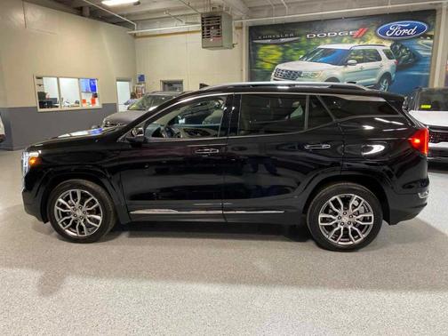 2023 GMC Terrain Denali