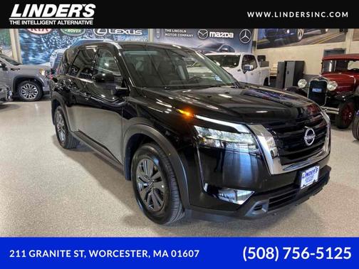 Black 2025 Nissan Pathfinder S