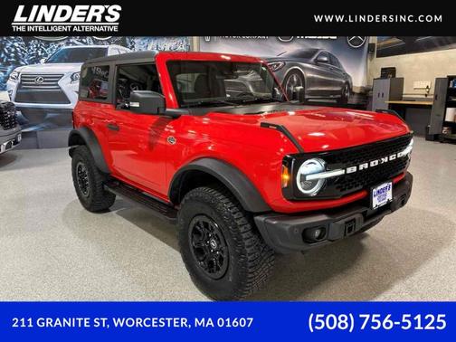 Race Red 2023 Ford Bronco Wildtrak