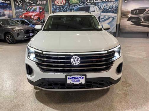 2025 Volkswagen Atlas 2.0T SE