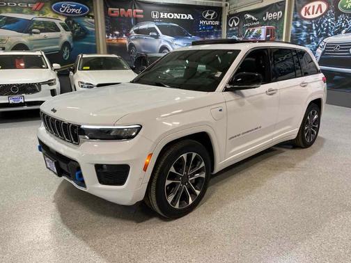 2023 Jeep Grand Cherokee 4xe Overland