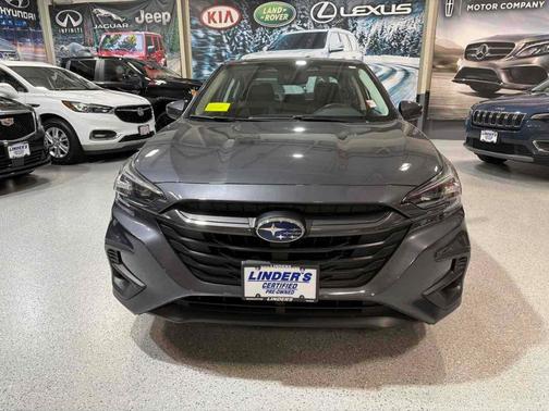 2023 Subaru Legacy 