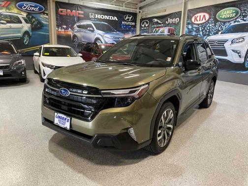 Autumn Green Metallic 2025 Subaru Forester Touring