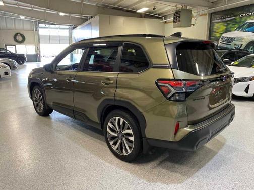 Autumn Green Metallic 2025 Subaru Forester Touring