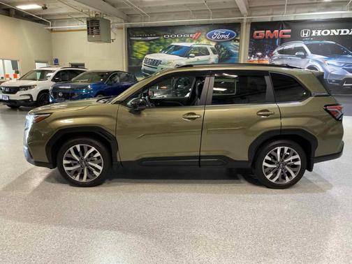 Autumn Green Metallic 2025 Subaru Forester Touring