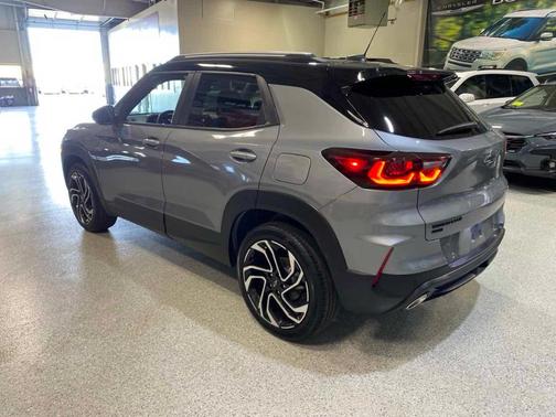 Sterling Gray Metallic 2025 Chevrolet Trailblazer RS
