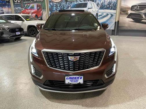 2022 Cadillac XT5 Premium Luxury