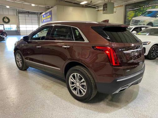 2022 Cadillac XT5 Premium Luxury