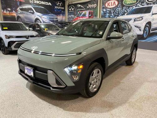 2026 Hyundai KONA SE