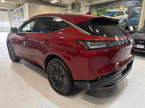 2025 Nissan Murano Platinum