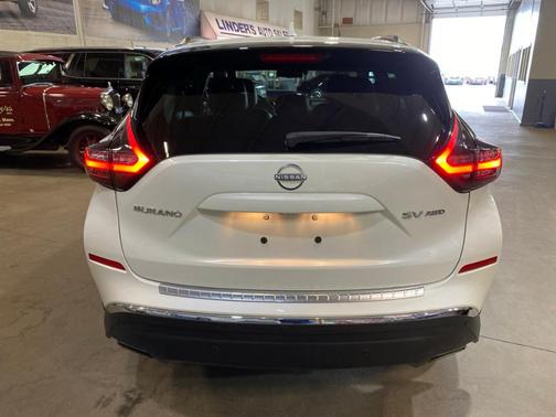 2024 Nissan Murano SV