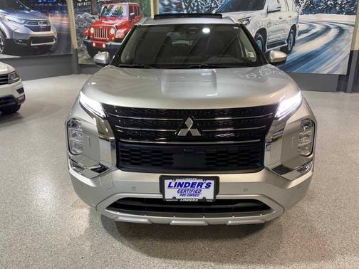 2023 Mitsubishi Outlander PHEV SEL