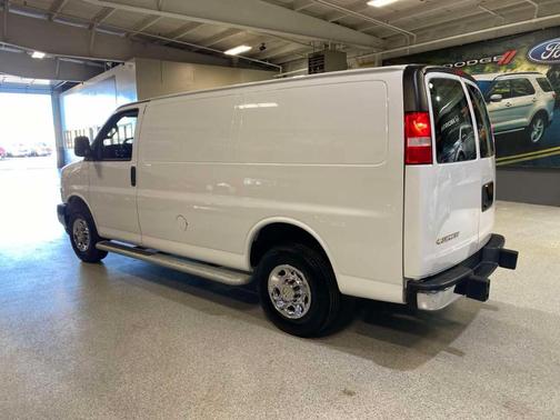 2024 Chevrolet Express 2500 Work Van